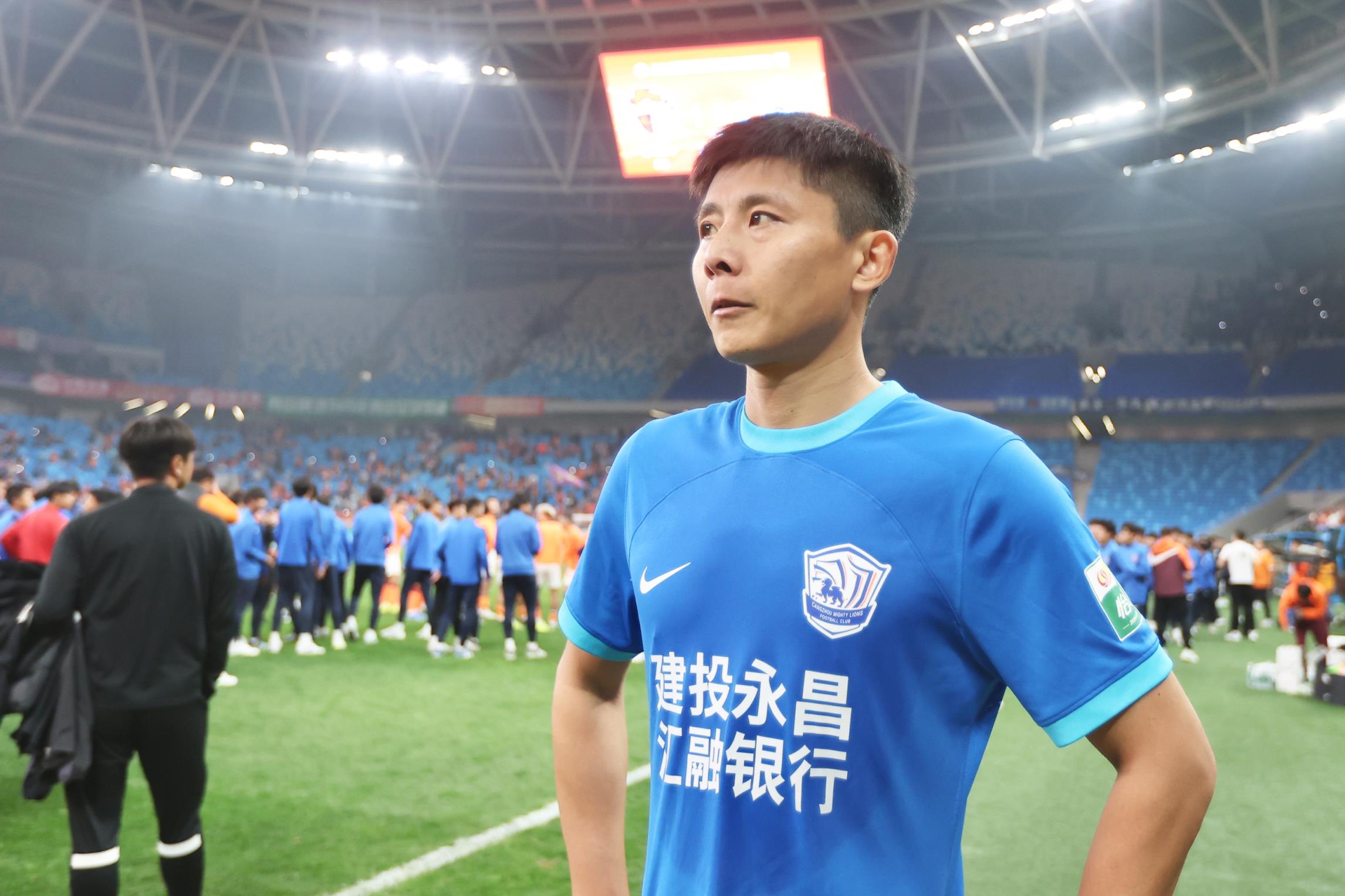 今天第5個(gè)！鄭凱木質(zhì)疑滄州：連續(xù)四年欠球員工資，還能過準(zhǔn)入？